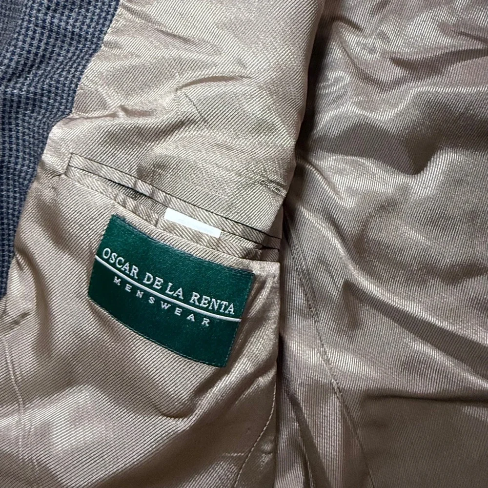 Oscar de la Renta excellent made